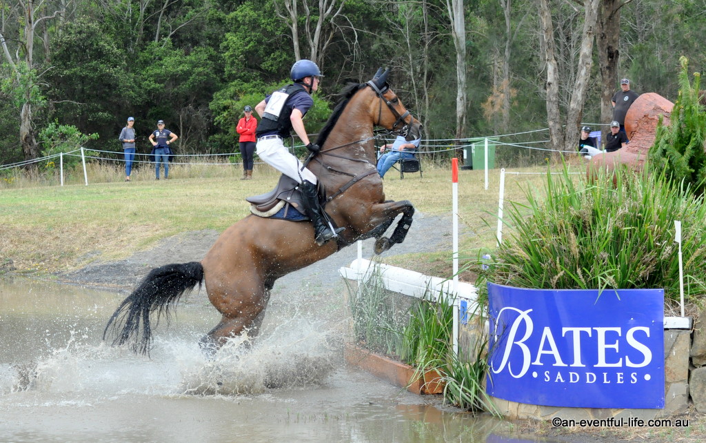 Oliver Barrett rides Sandhills Briar on cross country at Sydney International 3 Day Event 2025