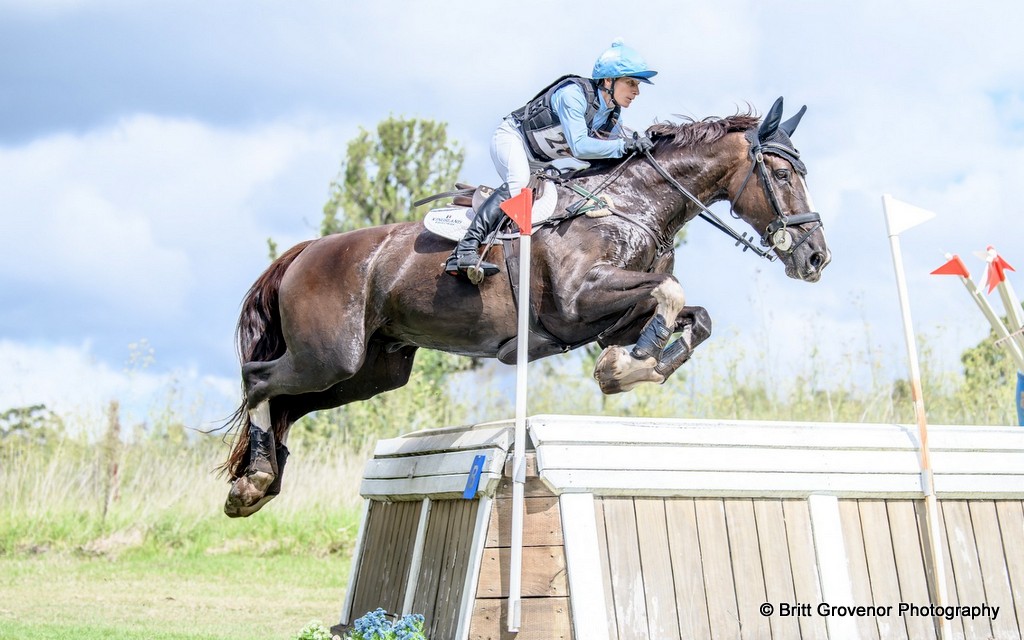 Emma Mason rides KPH Kingfisher on cross country to win the CCN4* eventing at Sydney Eventing Autumn Classic 2025 at SIEC | An Eventful Life