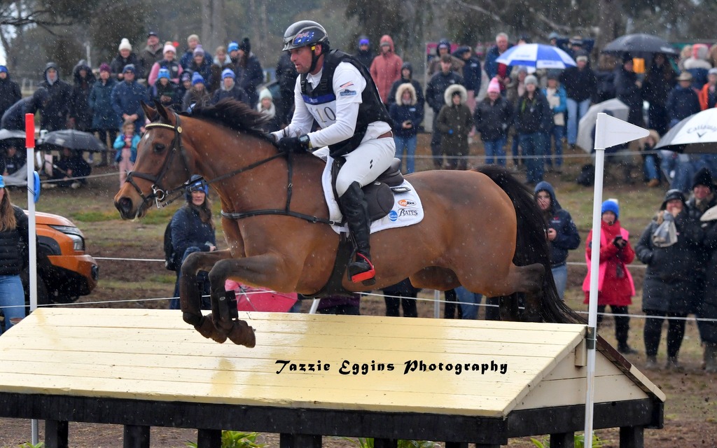 Stuart Tinney rides Viennese on cross country for the CCI4*-L eventing at Melbourne International 3 Day Event 2025 | An Eventful Life