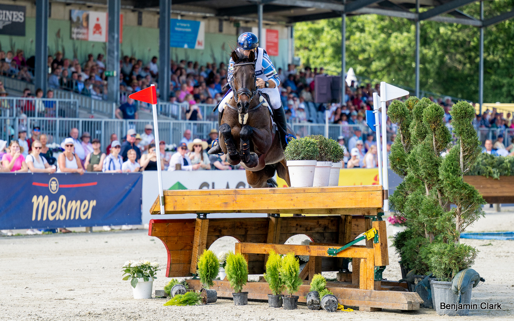 Shane Rose rides Easy Turn in the CCI4*-S eventing at Longines Luhmuhlen Horse Trials 2025 | An Eventful Life