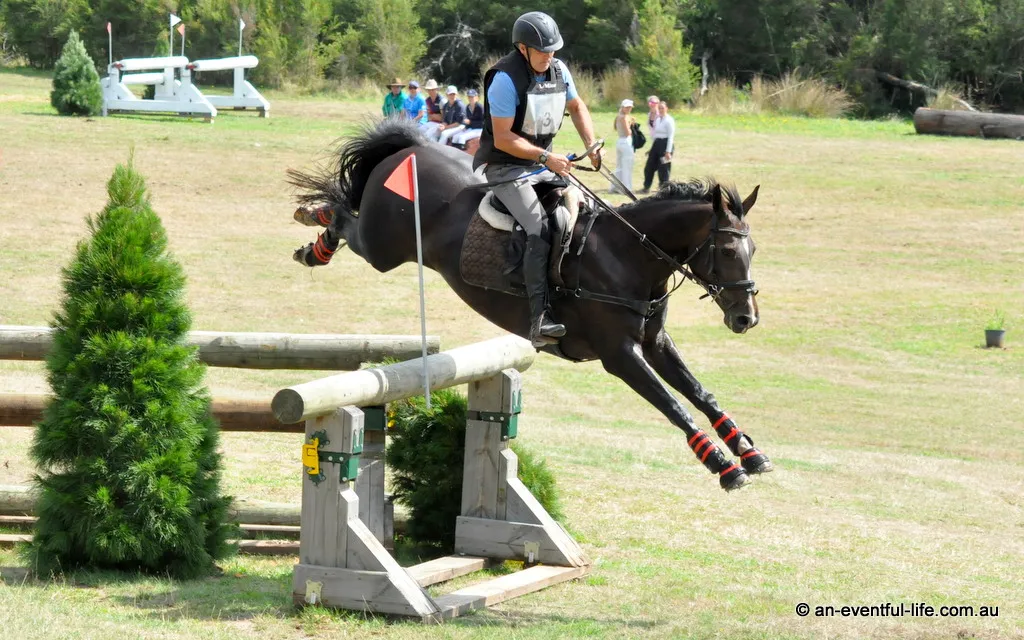 David Middleton rides WEC In The Breeze during cross country of the CCI4* eventing at 2026 Tonimbuk International Horse Trials | An Eventful Life