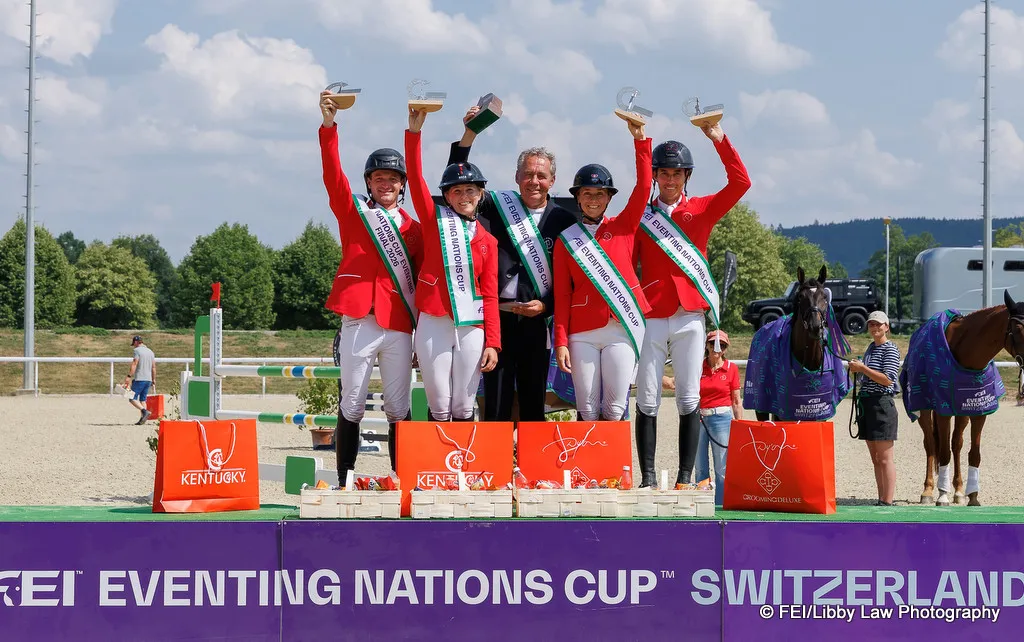 26-Avenches-NC-Swiss-team-winners-FEI-Libby-Law (2).jpg