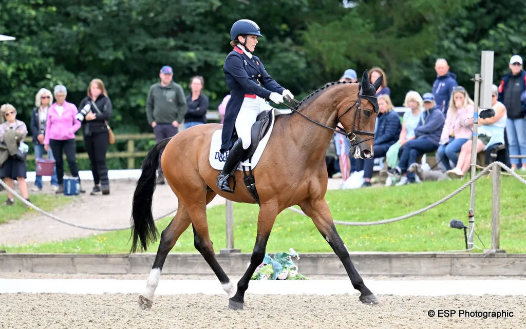 26-Bicton-May-Laura-Collett-London-52-4S-leader-ESP-Photographic.jpg