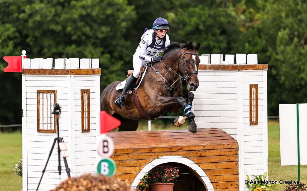 26-U25-Champs-Alice-Casburn-Topspin-leader-XC (1)-001.jpg