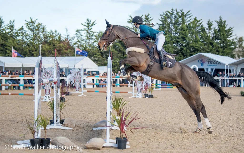26-m3de-LVelisha-callmecooley-4star-7418.jpg